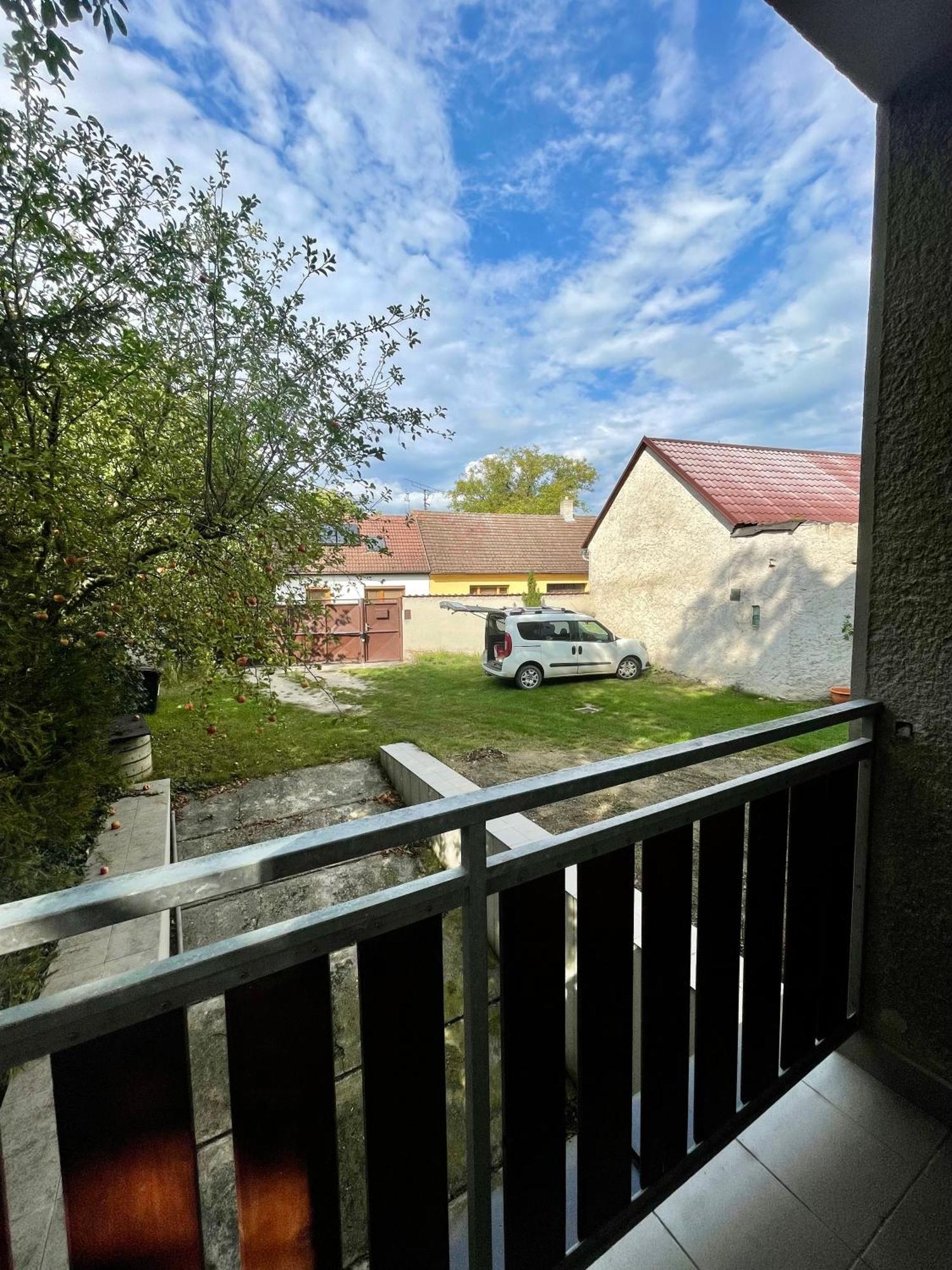 Apartment S Terasou Lysa Lysa nad Labem Exterior photo